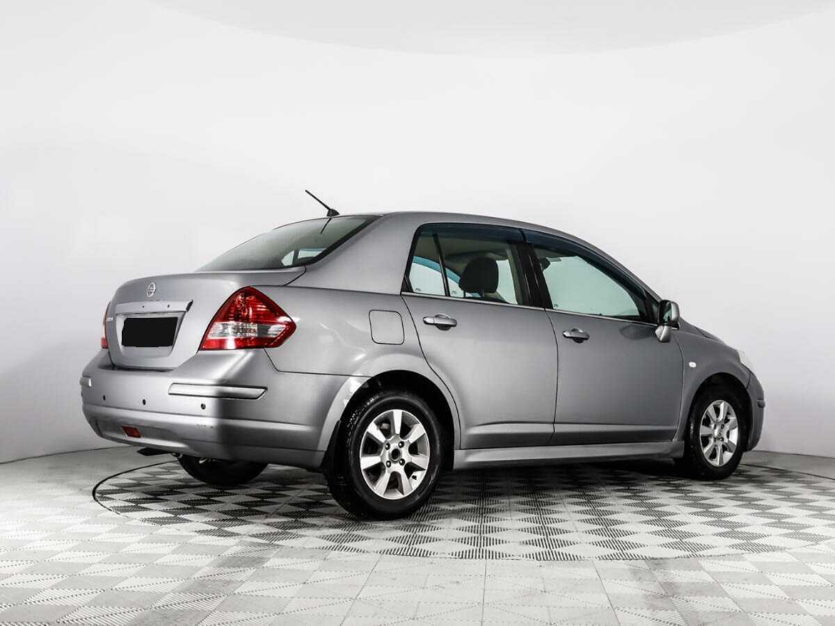 Nissan Tiida 2012 года с пробегом. Фото: #4