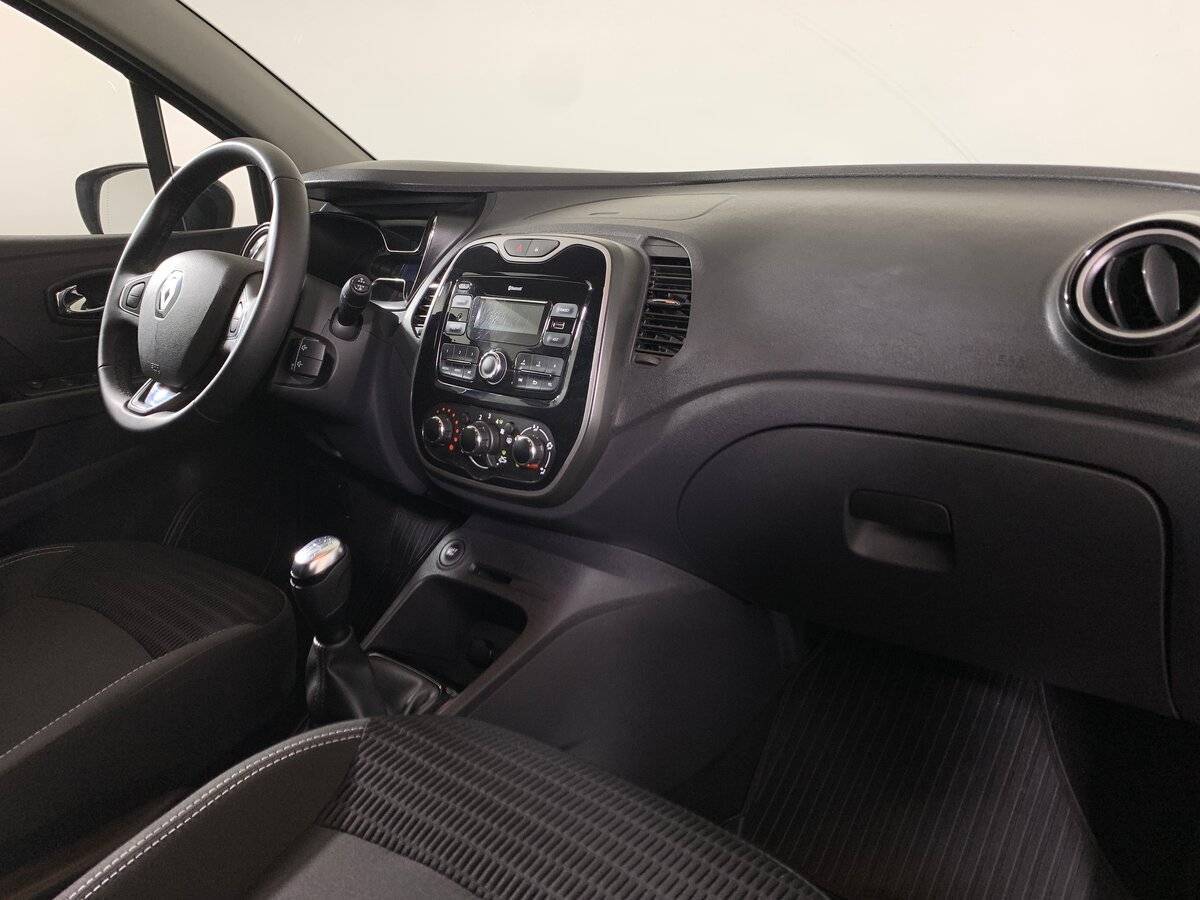 Renault Kaptur 2019 года с пробегом. Фото: #12