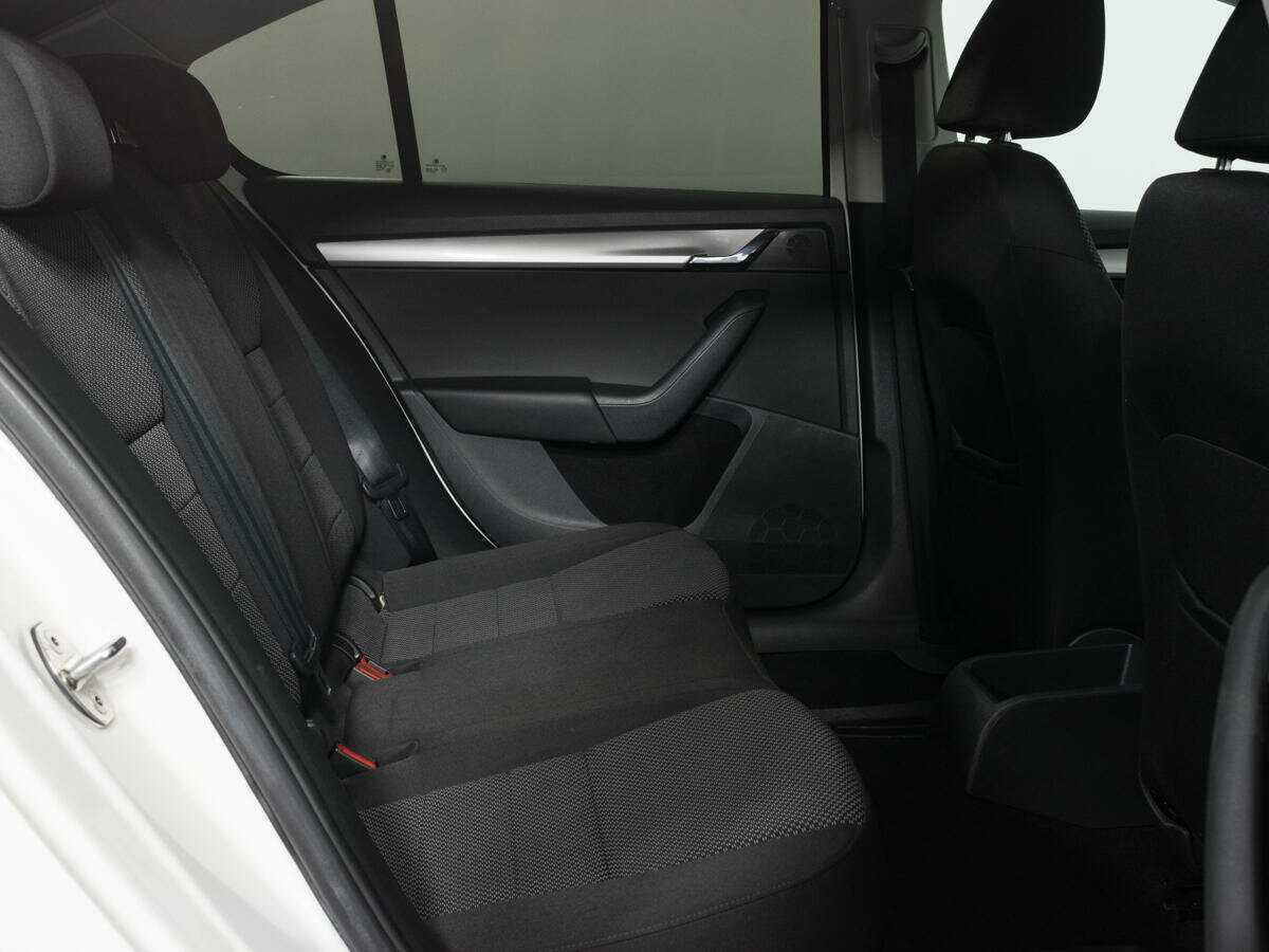 Skoda Octavia 2015 года с пробегом. Фото: #6