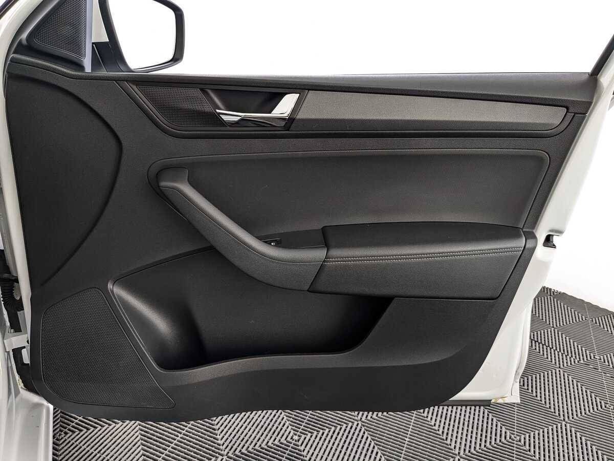 Skoda Rapid 2020 года с пробегом. Фото: #20