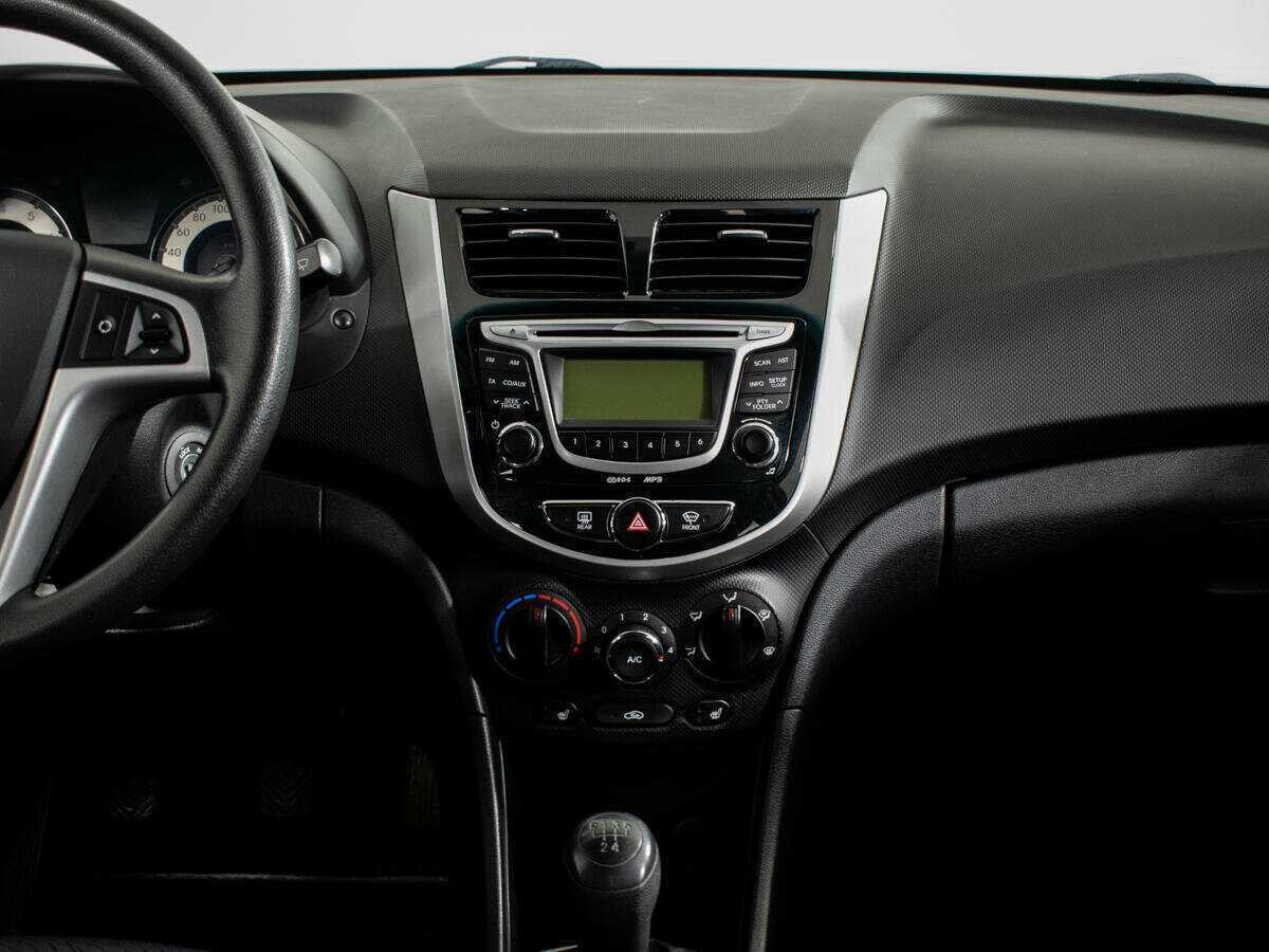 Hyundai Solaris 2012 года с пробегом. Фото: #10