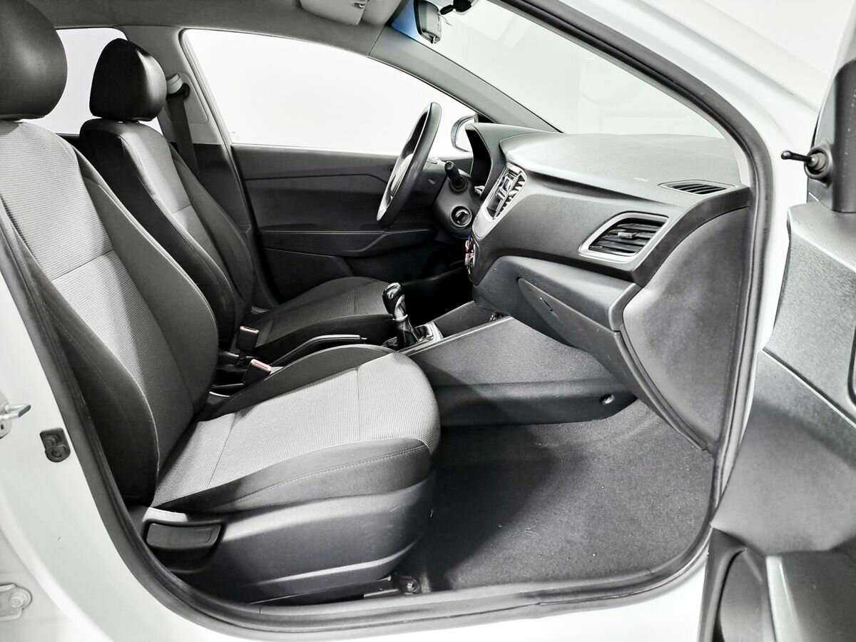 Hyundai Solaris 2017 года с пробегом. Фото: #8