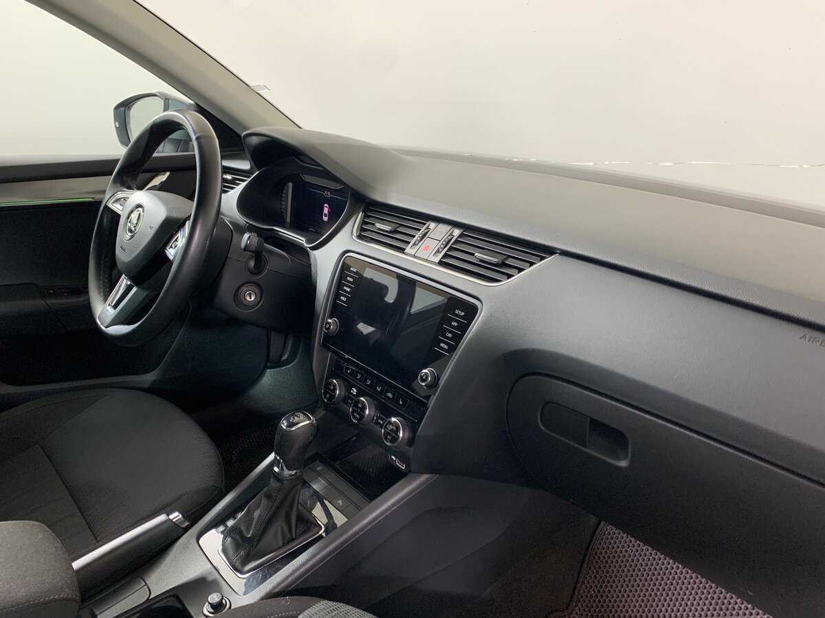 Skoda Octavia 2018 года с пробегом. Фото: #13