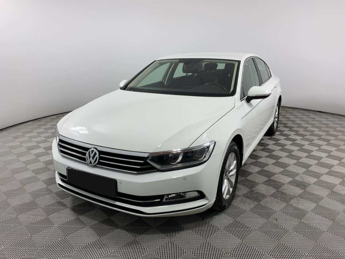 Volkswagen Passat 2019 года с пробегом. Фото: #0