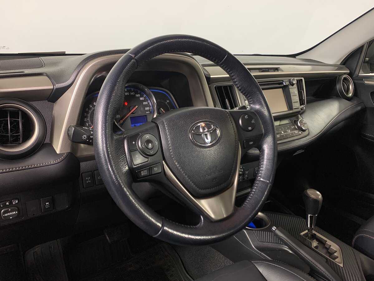 Toyota RAV4 2013 года с пробегом. Фото: #11