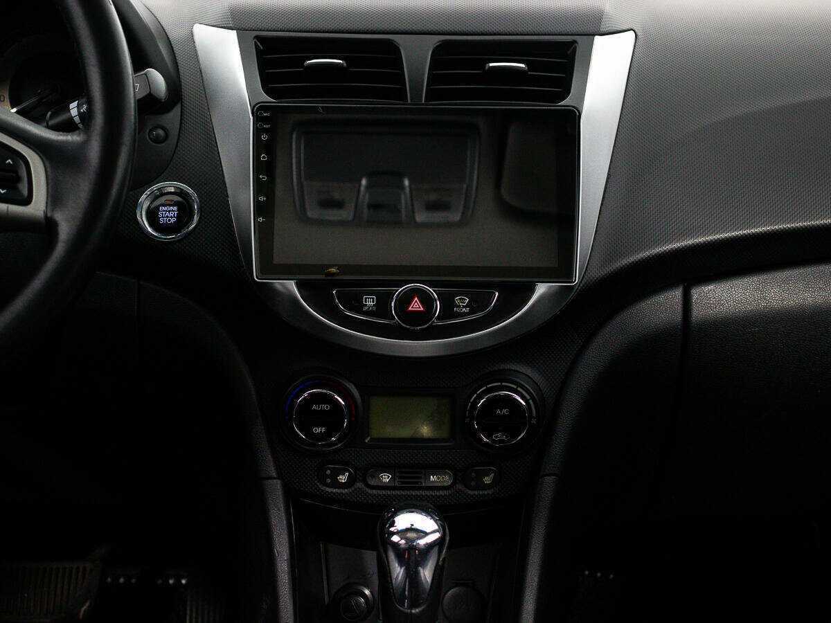 Hyundai Solaris 2012 года с пробегом. Фото: #13