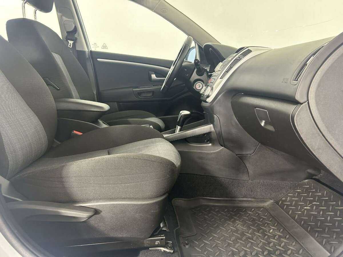 Kia Ceed 2012 года с пробегом. Фото: #13