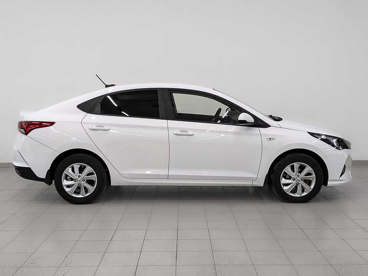 Hyundai Solaris 2022 года с пробегом. Фото: #3