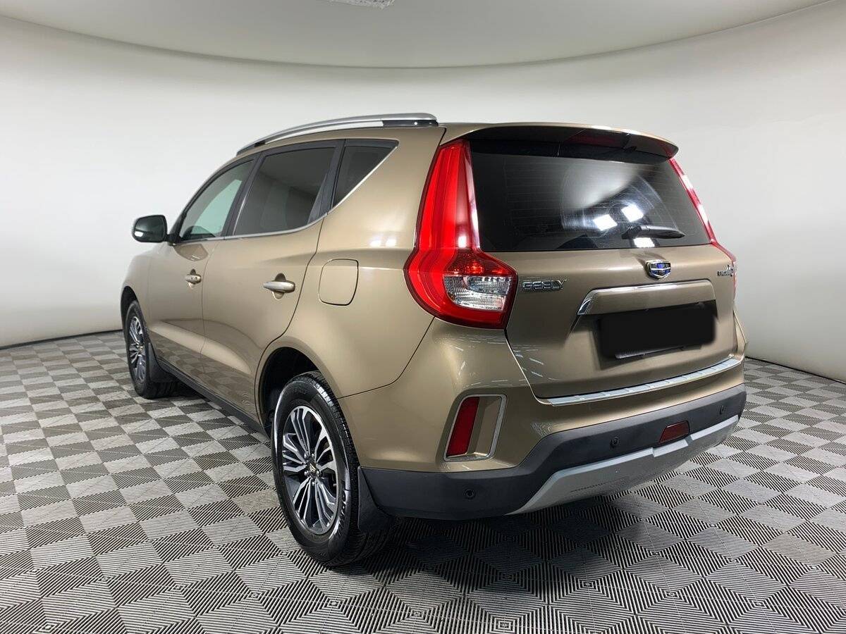 Geely Emgrand X7 2020 года с пробегом. Фото: #6