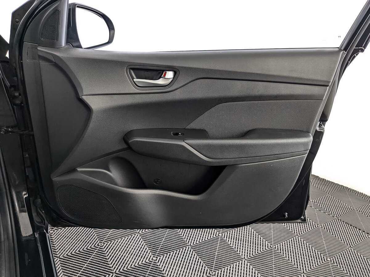 Hyundai Solaris 2018 года с пробегом. Фото: #20