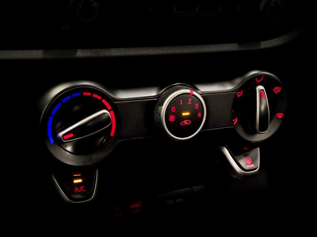 Kia Rio 2020 года с пробегом. Фото: #24