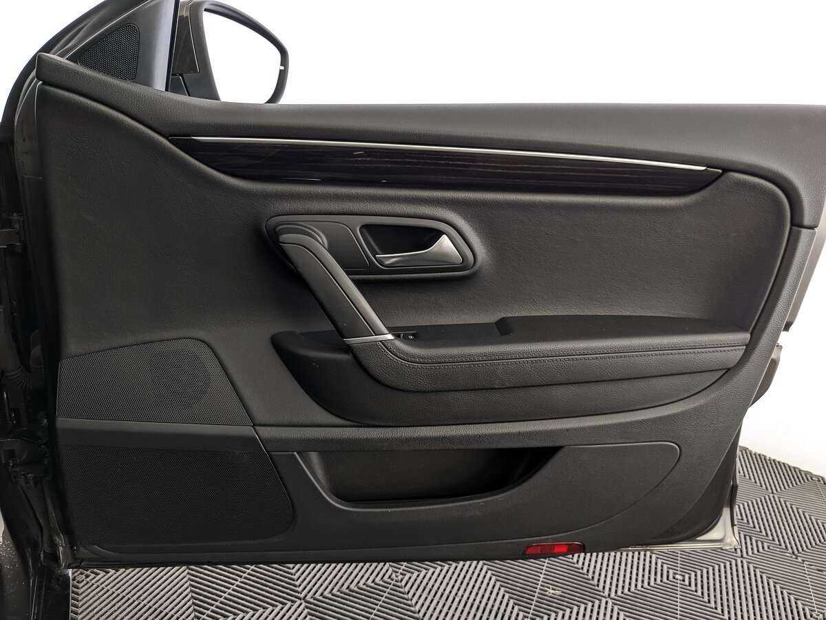 Volkswagen Passat CC 2012 года с пробегом. Фото: #21