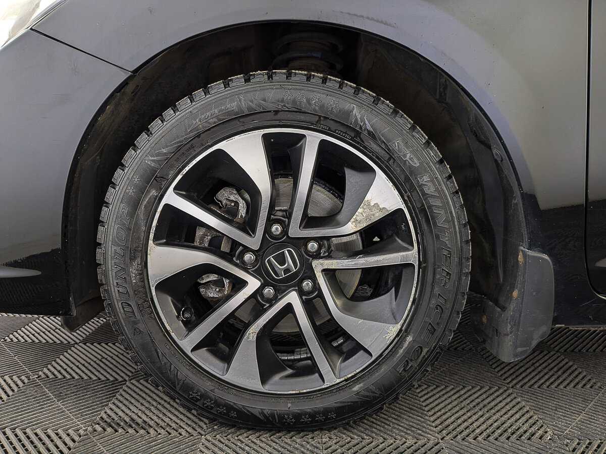 Honda Civic 2013 года с пробегом. Фото: #11