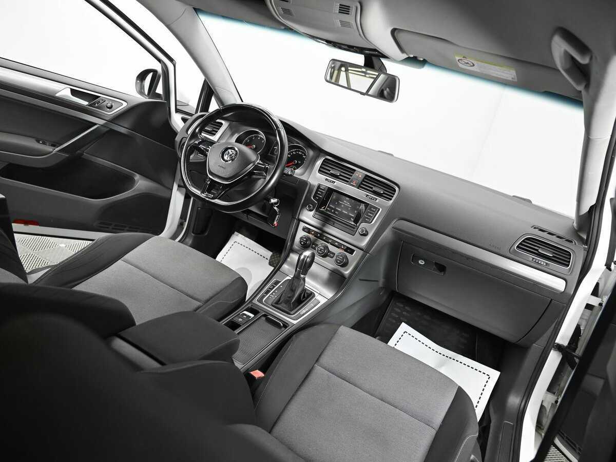 Volkswagen Golf 2013 года с пробегом. Фото: #12