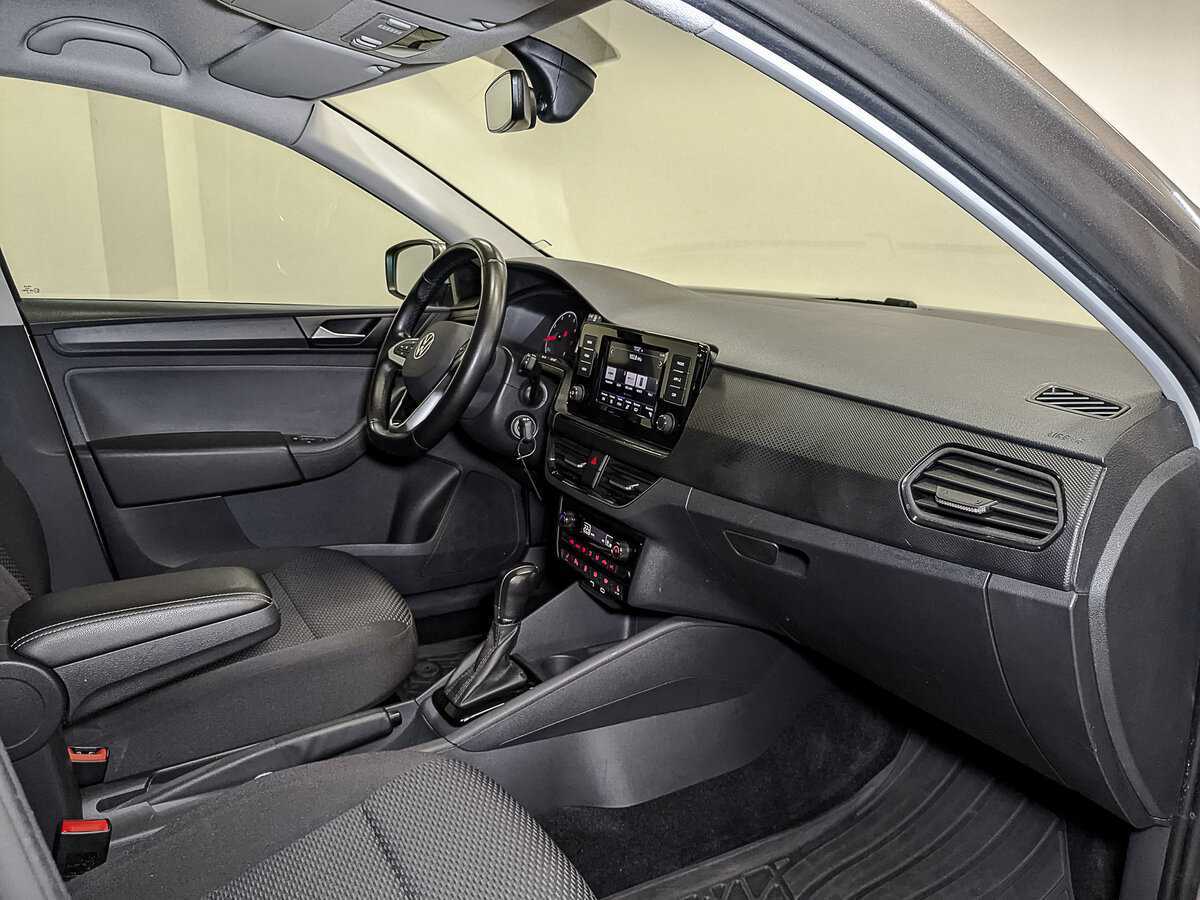 Volkswagen Polo 2021 года с пробегом. Фото: #12