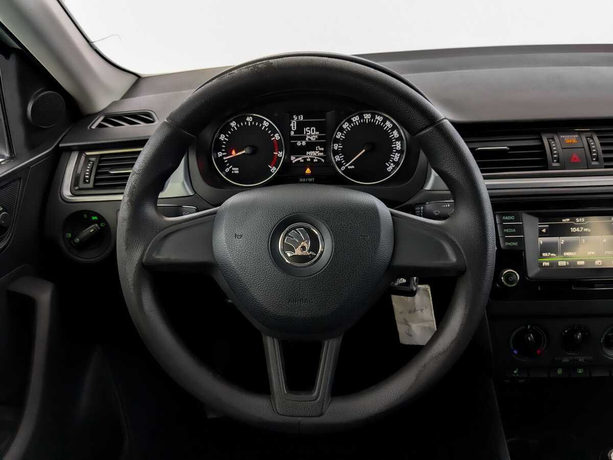 Skoda Rapid 2017 года с пробегом. Фото: #20