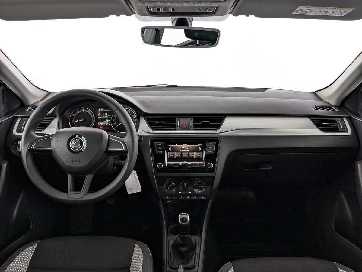 Skoda Rapid 2018 года с пробегом. Фото: #9