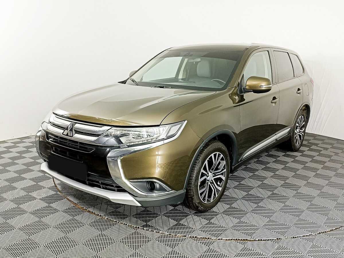 Mitsubishi Outlander 2018 года с пробегом. Фото: #0