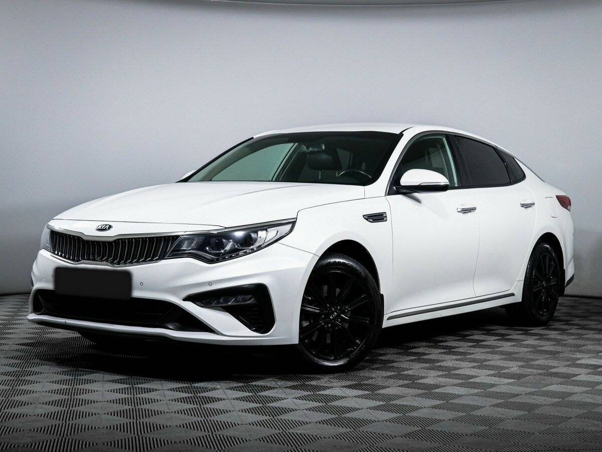 Kia Optima 2018 года с пробегом. Посмотреть фото