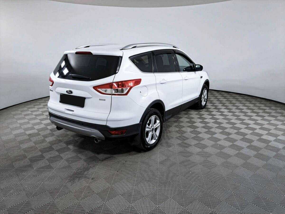 Ford Kuga 2015 года с пробегом. Фото: #4