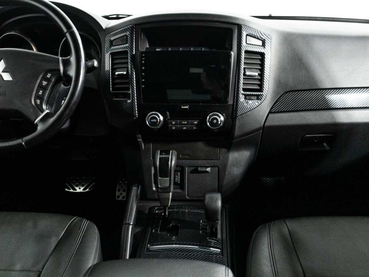 Mitsubishi Pajero 2014 года с пробегом. Фото: #13
