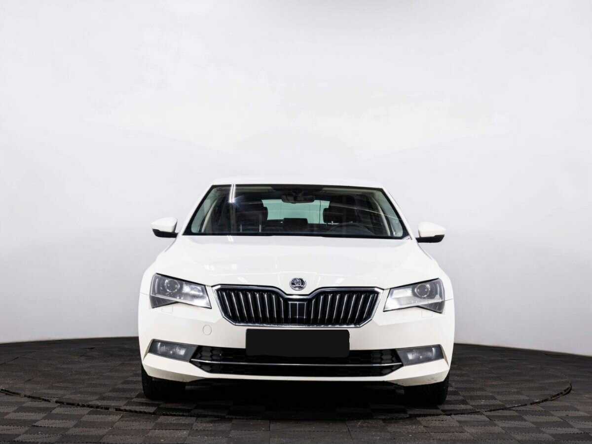 Skoda Superb 2016 года с пробегом. Фото: #1