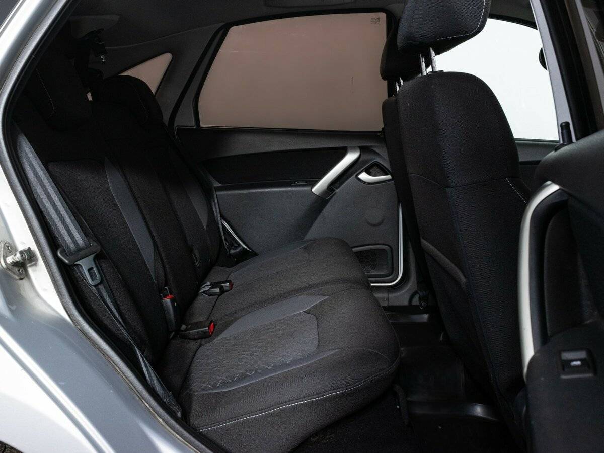 Lada (ВАЗ) Granta 2018 года с пробегом. Фото: #8