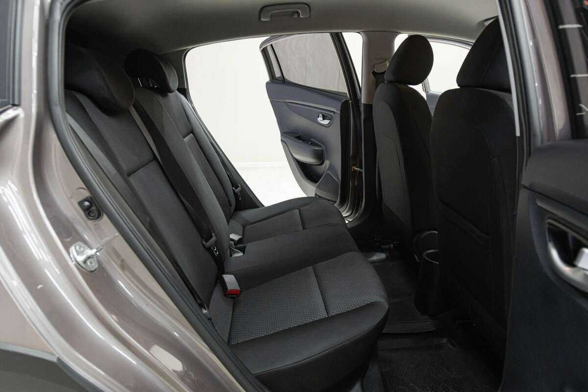 Kia Rio 2021 года с пробегом. Фото: #13