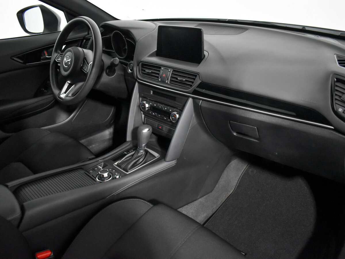 Mazda CX-4 2022 года с пробегом. Фото: #12