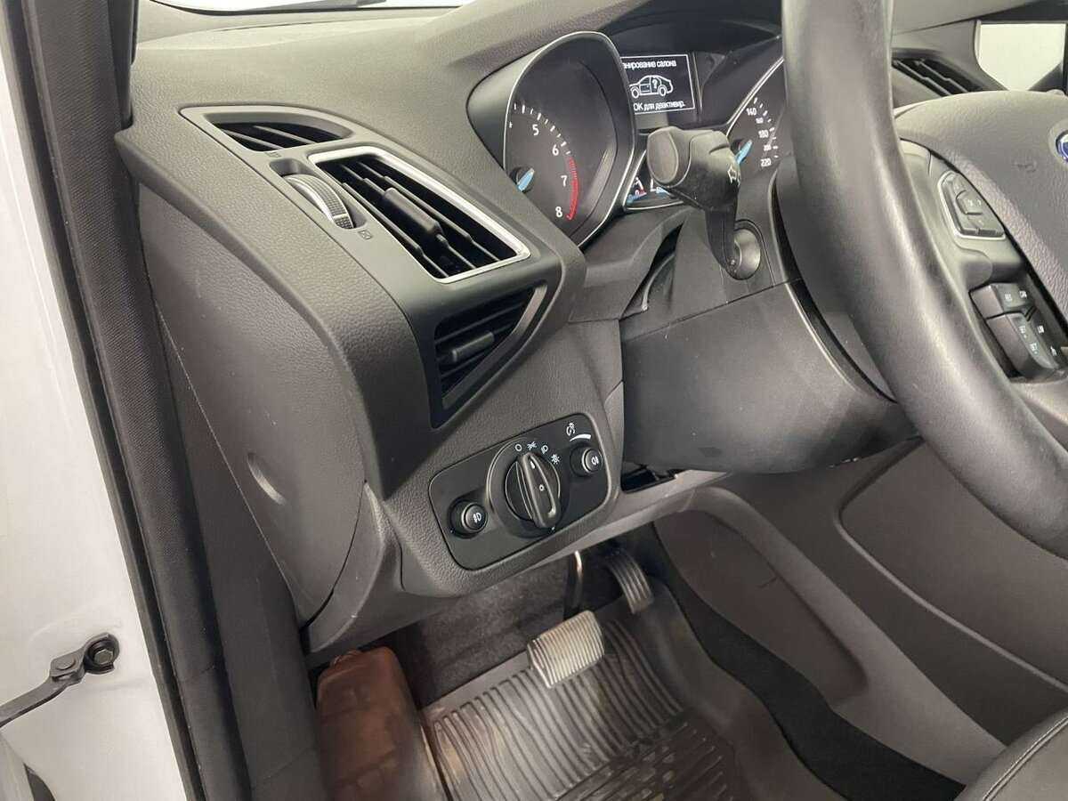 Ford Kuga 2017 года с пробегом. Фото: #6