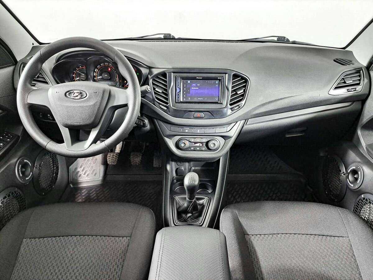 Lada (ВАЗ) Vesta 2017 года с пробегом. Фото: #11