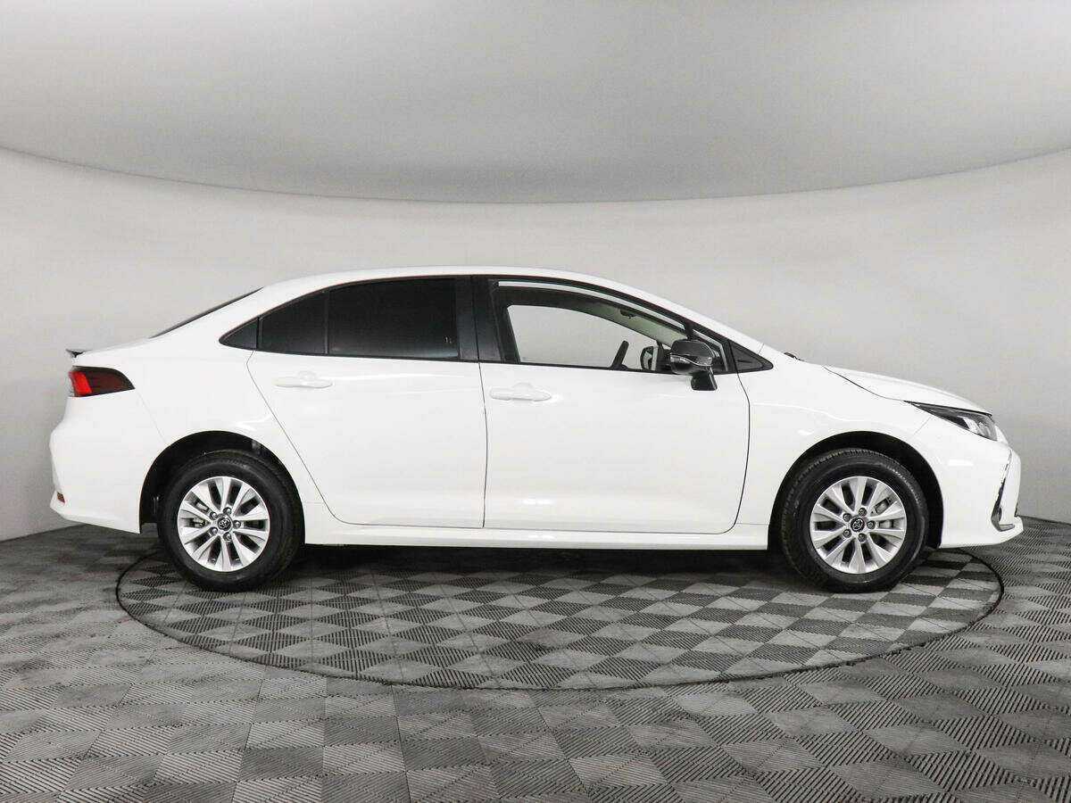 Toyota Corolla 2022 года с пробегом. Фото: #3