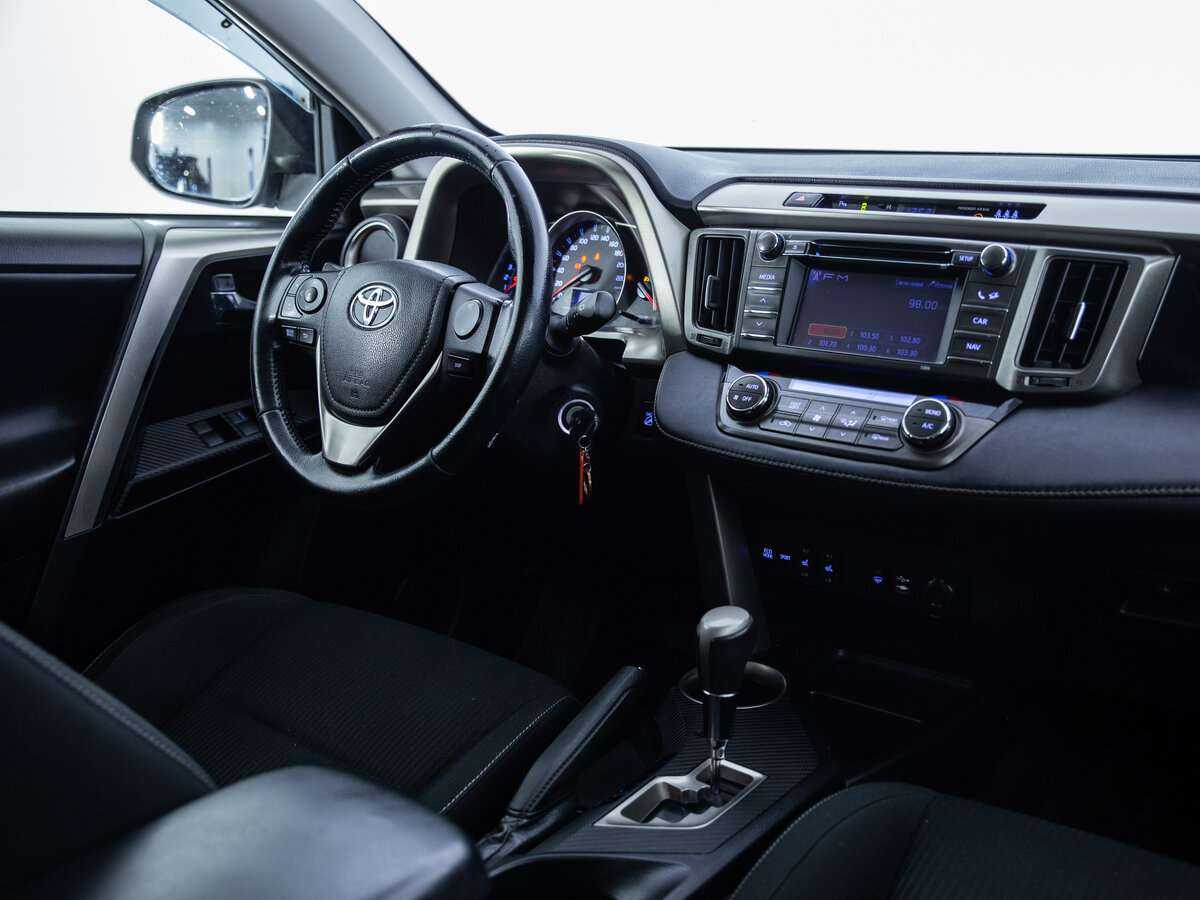 Toyota RAV4 2013 года с пробегом. Фото: #10