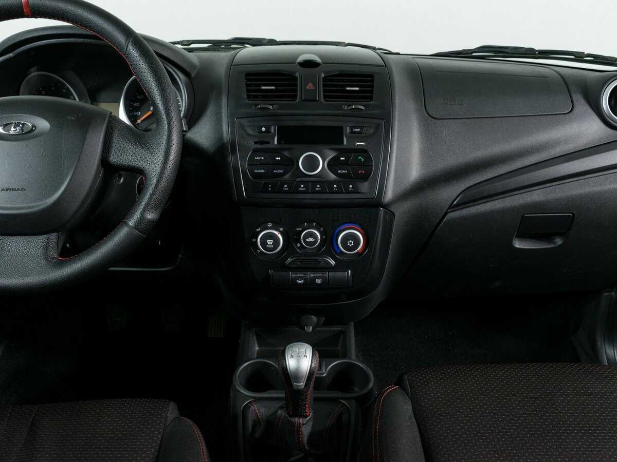 Lada (ВАЗ) Granta 2018 года с пробегом. Фото: #7