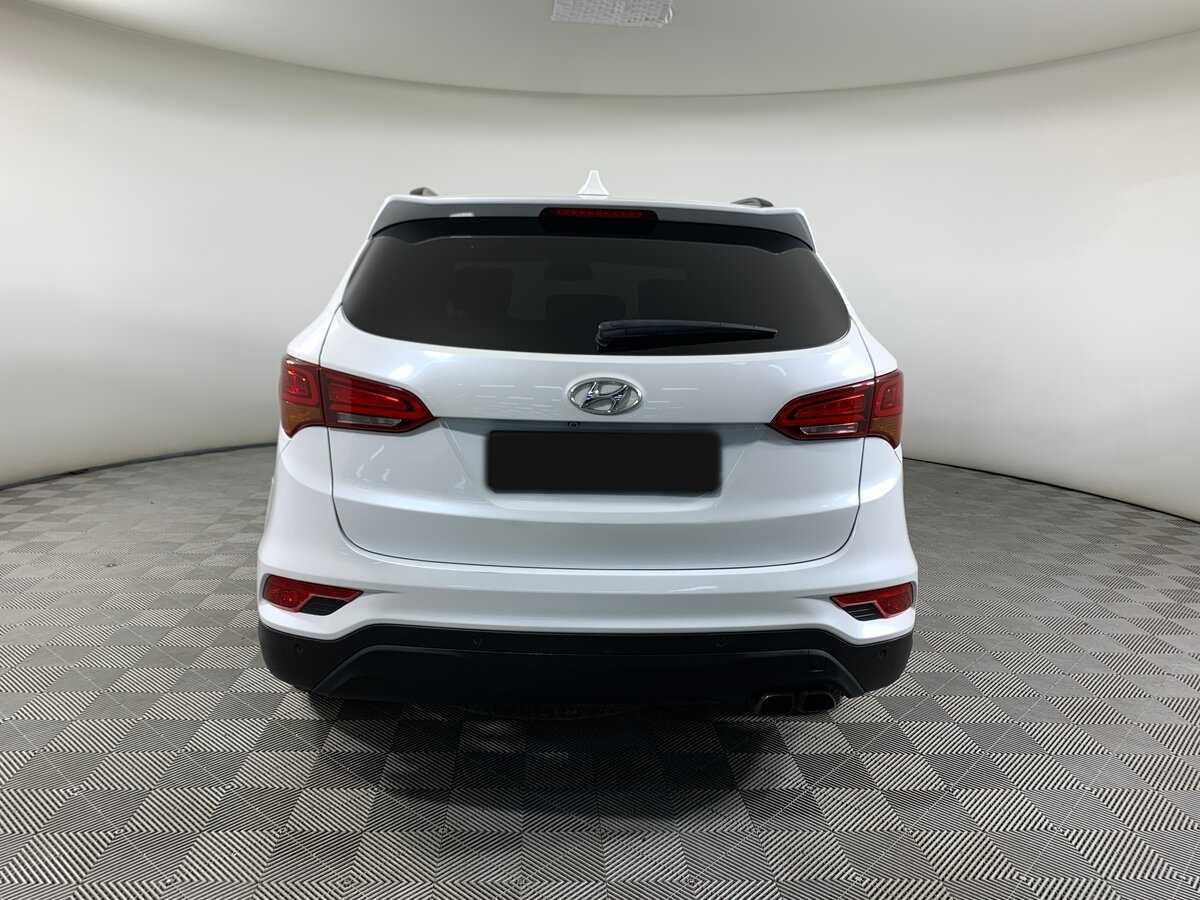 Hyundai Santa Fe 2017 года с пробегом. Фото: #5