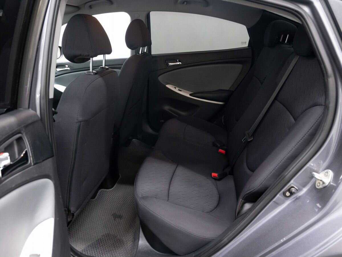 Hyundai Solaris 2012 года с пробегом. Фото: #8