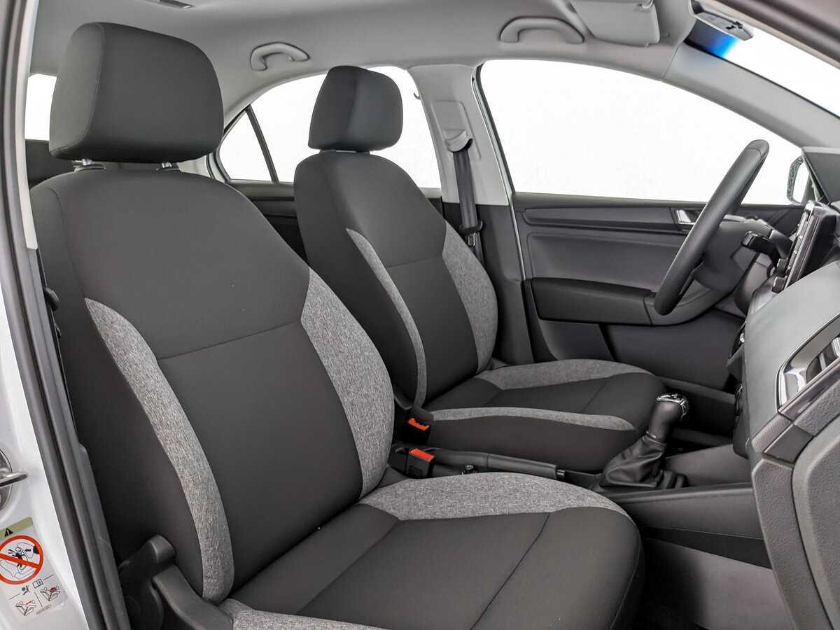 Skoda Rapid 2021 года с пробегом. Фото: #18