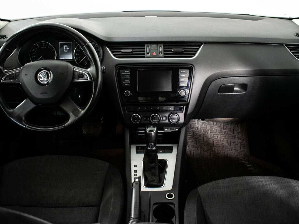 Skoda Octavia 2013 года с пробегом. Фото: #9