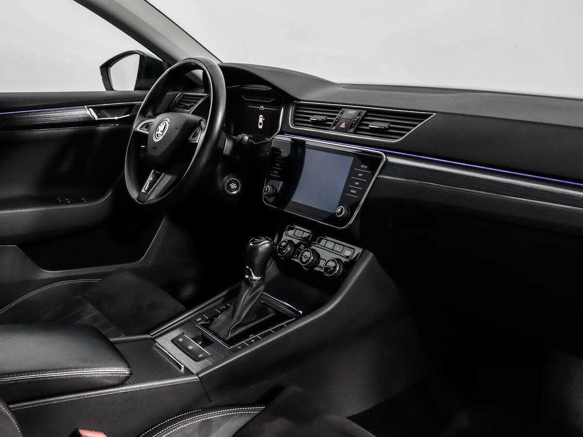 Skoda Superb 2019 года с пробегом. Фото: #15