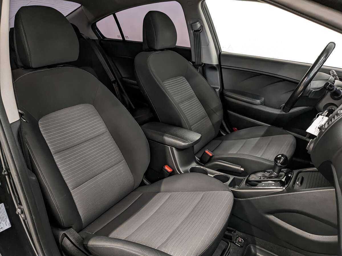 Kia Cerato 2017 года с пробегом. Фото: #22