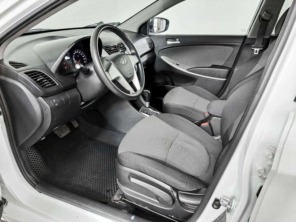 Hyundai Solaris 2013 года с пробегом. Фото: #15