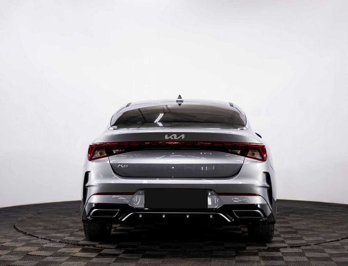Kia K5 2021 года с пробегом. Фото: #4