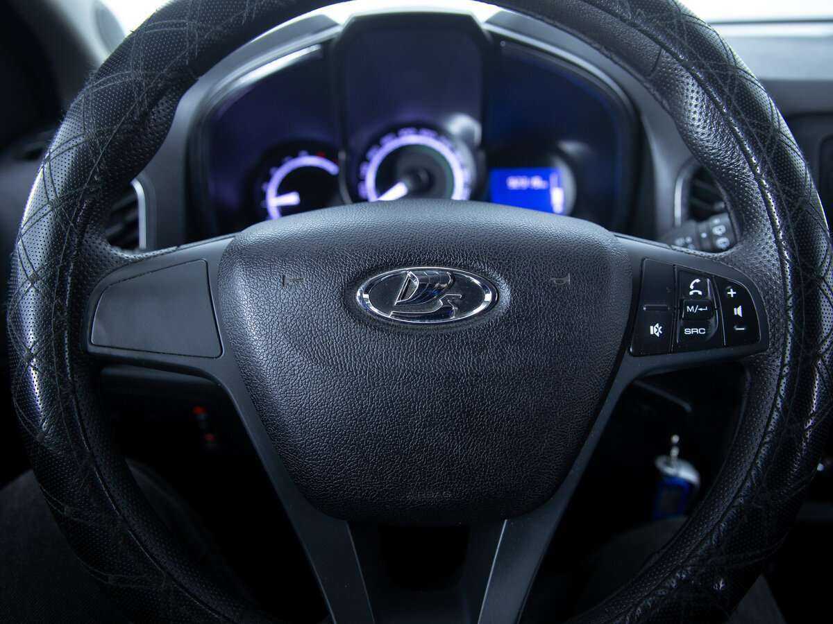 Lada (ВАЗ) XRAY 2017 года с пробегом. Фото: #14