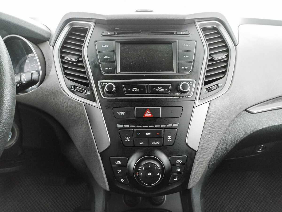Hyundai Santa Fe 2017 года с пробегом. Фото: #10