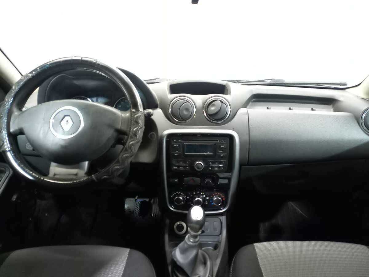 Renault Duster 2013 года с пробегом. Фото: #8