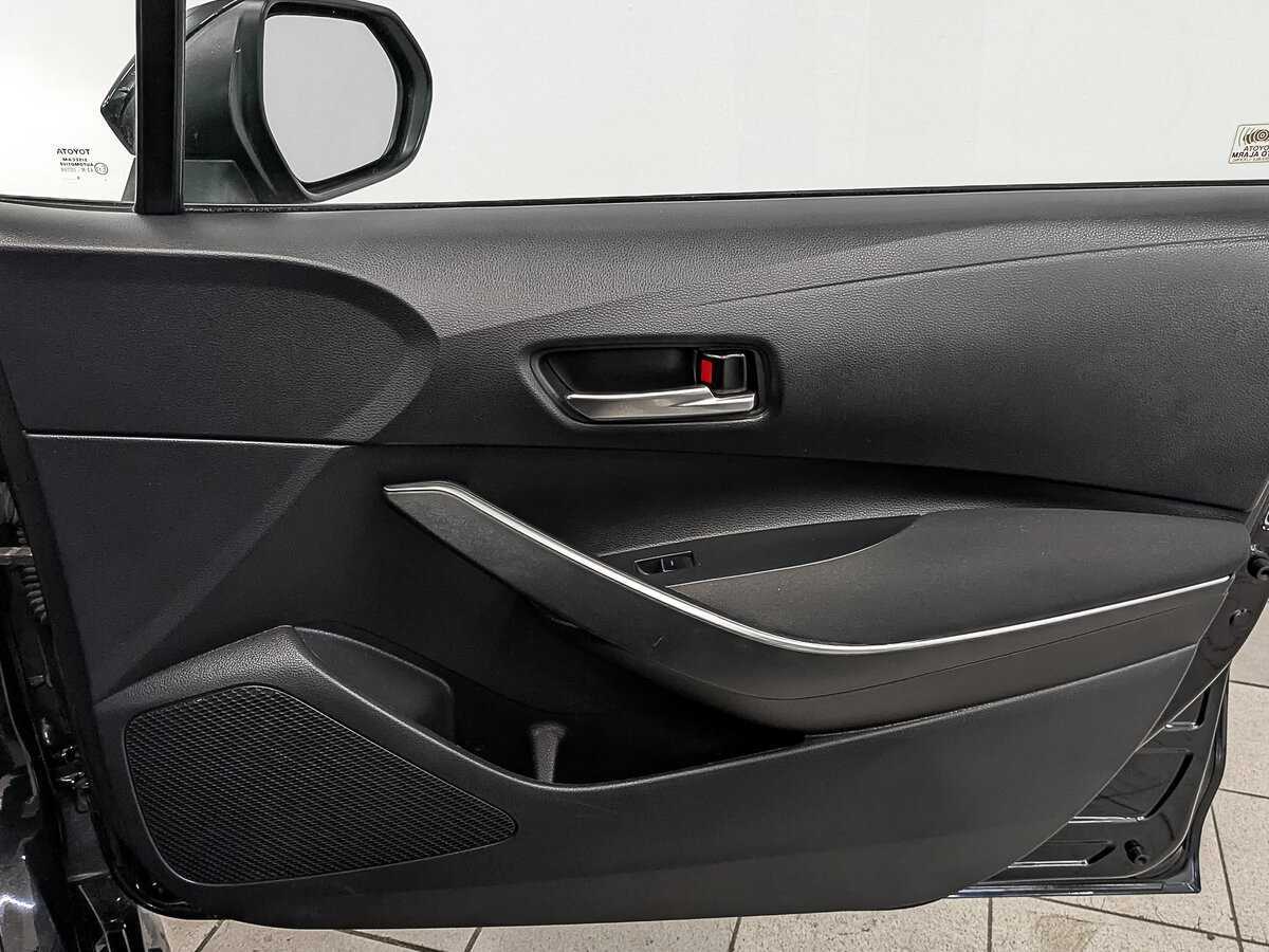 Toyota Corolla 2019 года с пробегом. Фото: #23