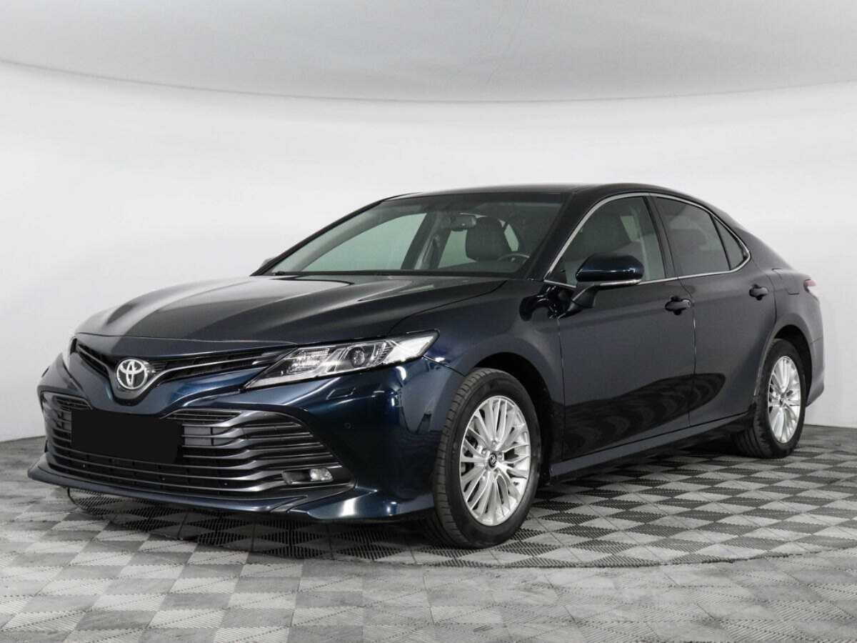 Toyota Camry 2018 года с пробегом. Посмотреть фото