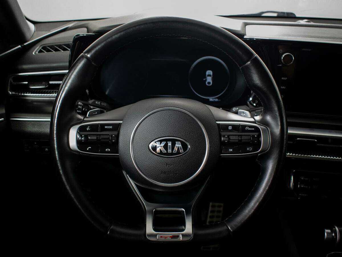 Kia K5 2021 года с пробегом. Фото: #9
