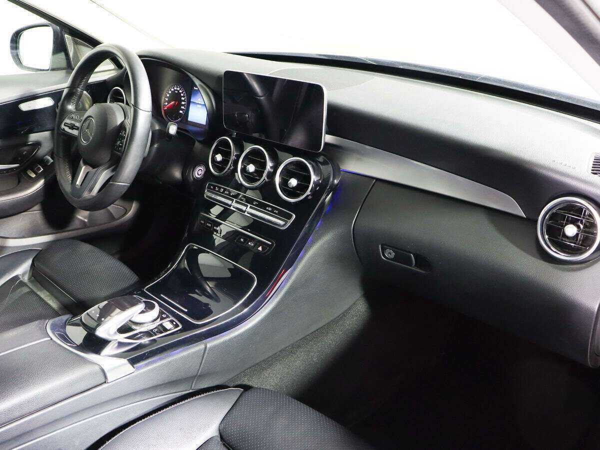 Mercedes-Benz C-Класс 2018 года с пробегом. Фото: #6