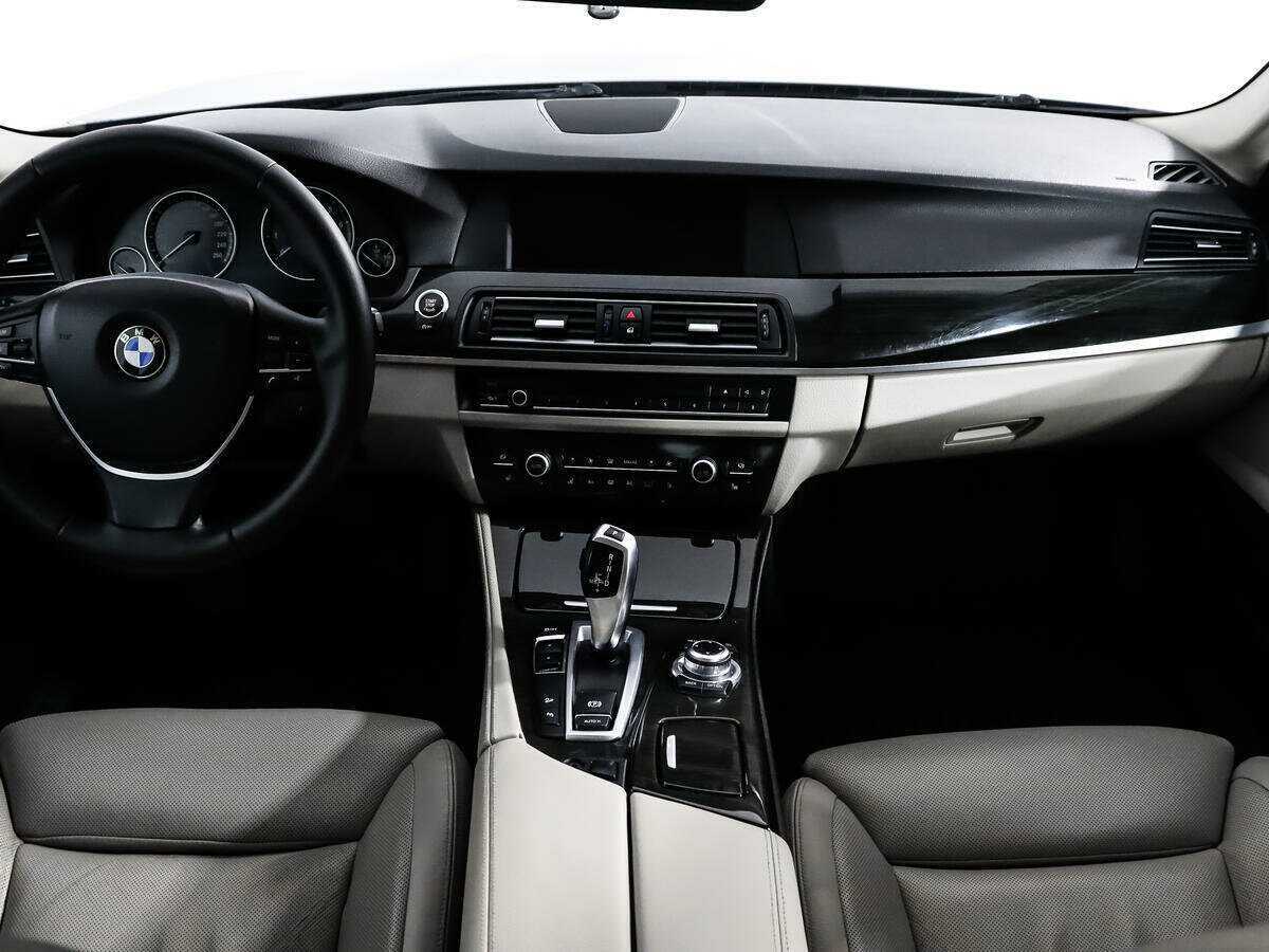 BMW 5 серии 2012 года с пробегом. Фото: #9